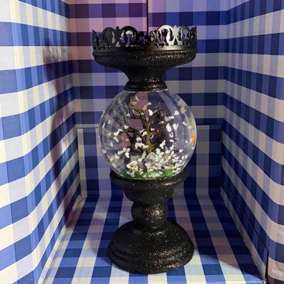 🖤 HALLOWEEN CEMETERY PEDESTAL WATER GLOBE CANDLE HOLDER by Bath and Body Works - Picture 8 of 8